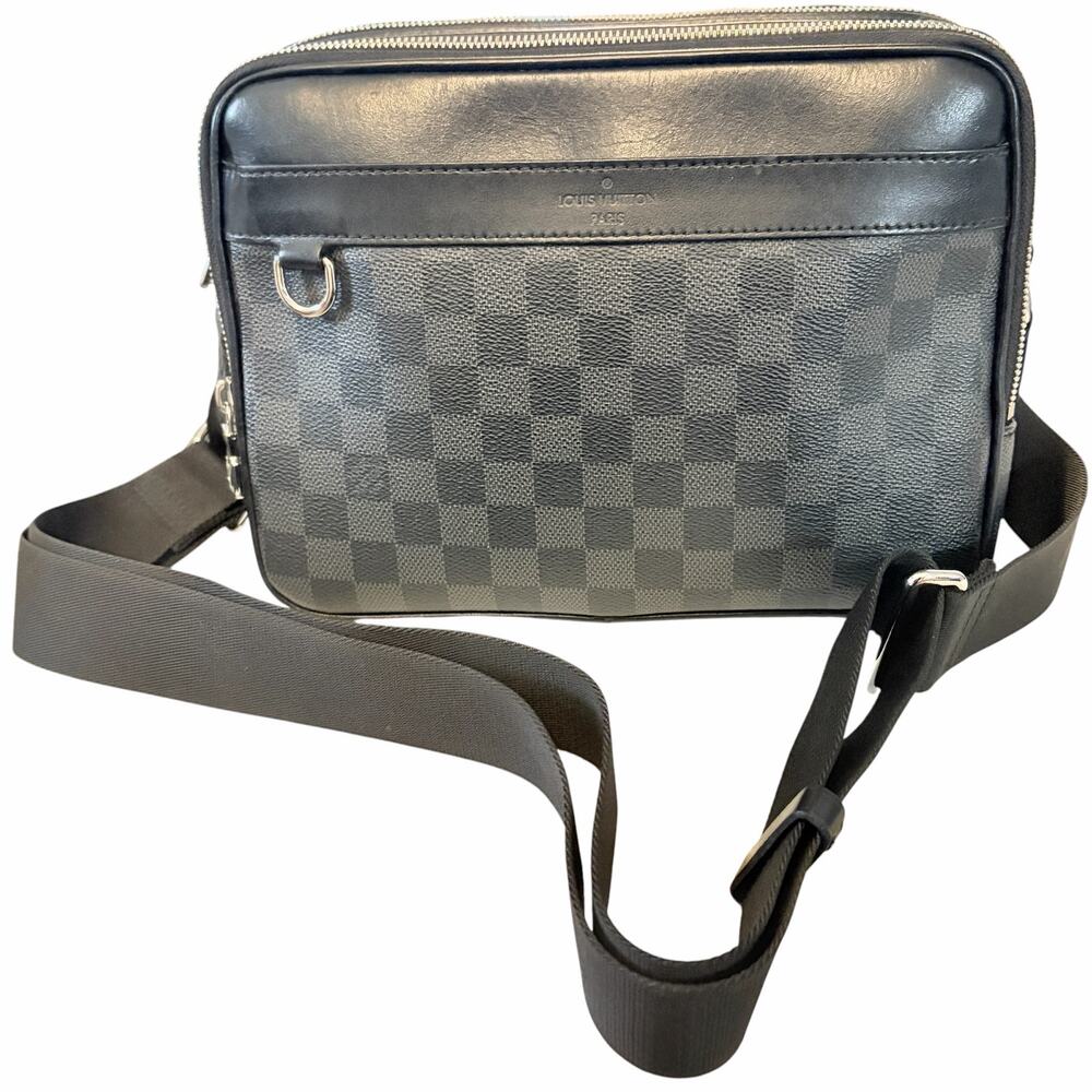 Louis Vuitton Trocadero Messenger MM Damier Graphite Crossbody/Shoulder Bag